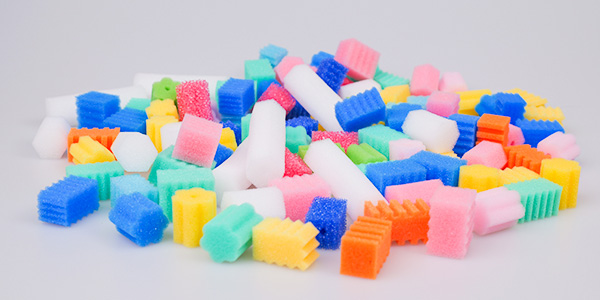 Colors of oral swab sticks