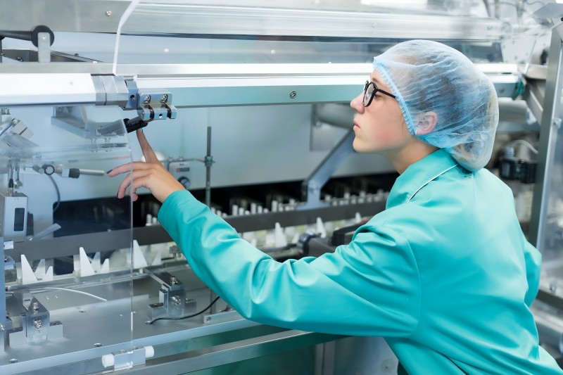 The Manufacturing Process of High-Quality Oral Swabs